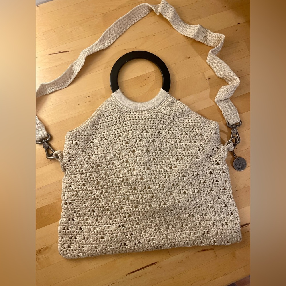 The Sak crochet handbag 🖤